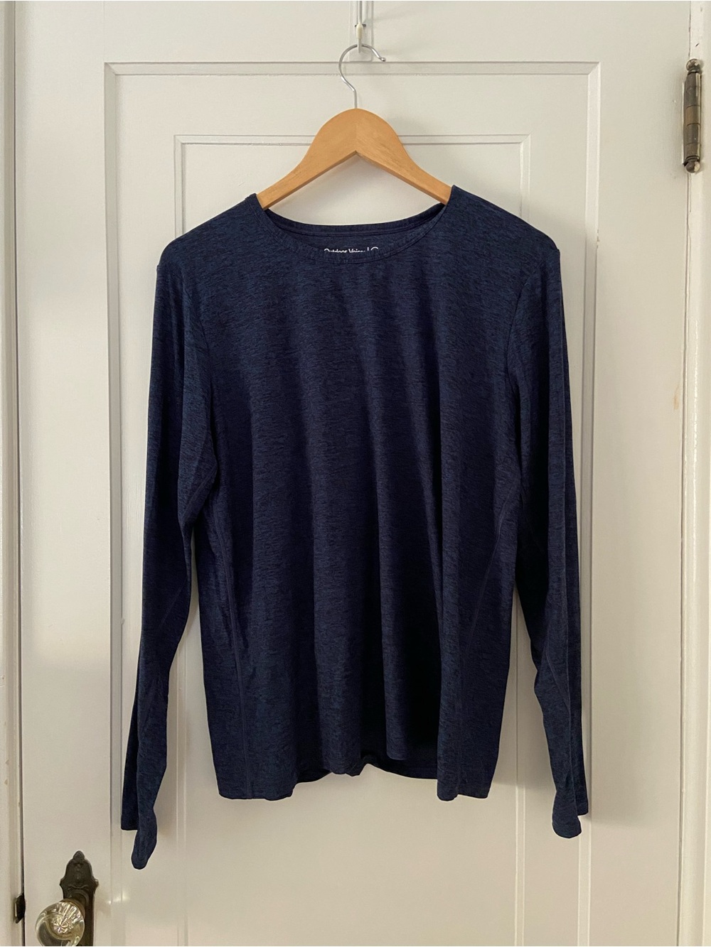 Outdoor Voices CloudKnit speckled navy long sleeve, size large